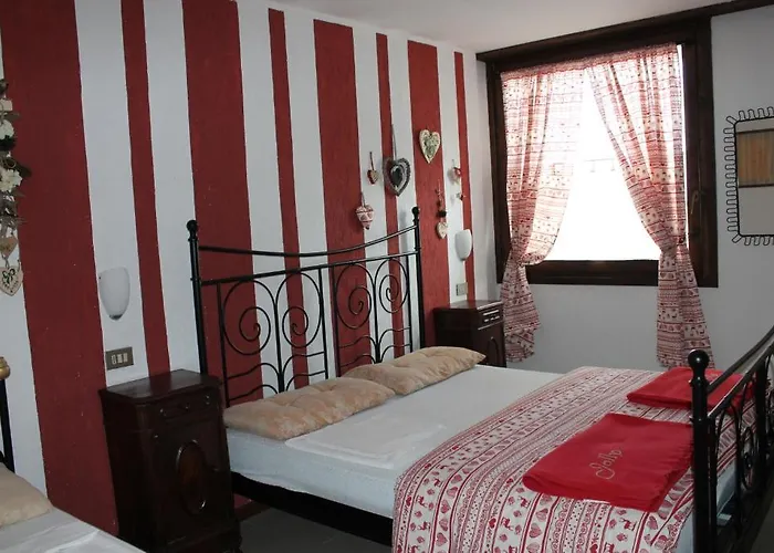 Jolly Aparthotel 3*